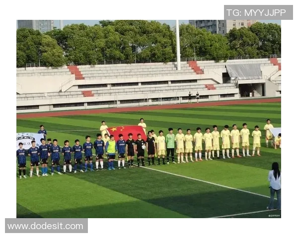 最会享受生活的足球明星们如何平衡事业与乐趣的精彩人生