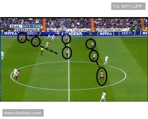 杭州网球队与上海网球队赛后复盘团队协作的成功与不足分析 杭州网球队与上海网球队赛后复盘团队协作的成功与不足分析