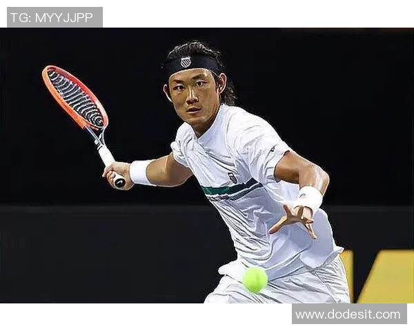 重庆网球队以61分领跑精英赛积分榜展现强劲实力 重庆网球队以61分领跑精英赛积分榜展现强劲实力